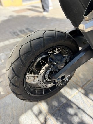 Honda X-ADV Gris/Negra Automática