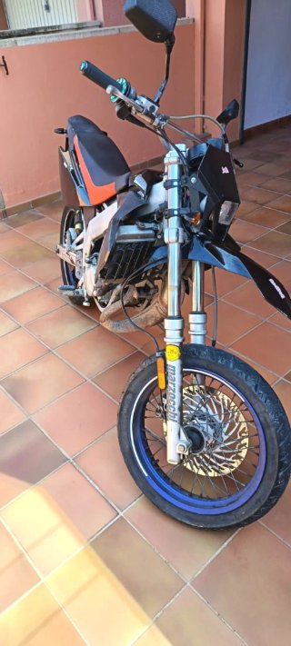 Derbi Senda SM 50 - Moto Supermotard