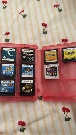 Nintendo 3DS Roja + 15 Juegos