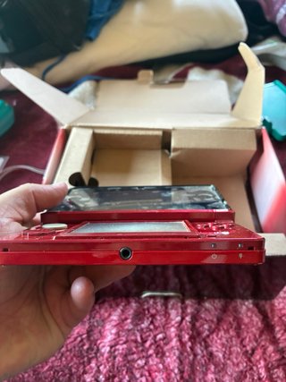 Nintendo 3DS Roja Completa