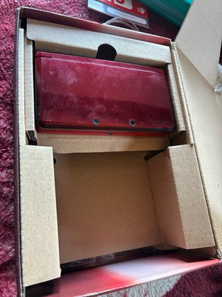 Nintendo 3DS Roja Completa