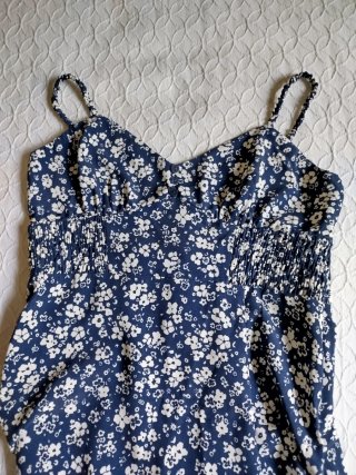 Vestido largo floral azul y blanco