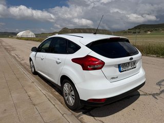 Ford Focus 1.5 TDCi 120 Titanium GARANTIA