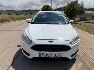 Ford Focus 1.5 TDCi 120 Titanium GARANTIA