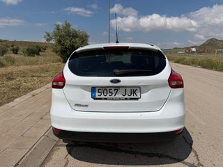 Ford Focus 1.5 TDCi 120 Titanium GARANTIA