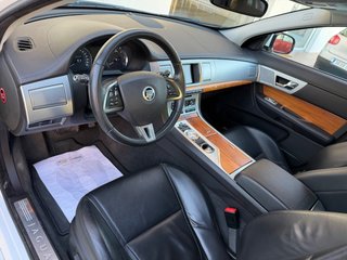 JAGUAR XF 2.2 Diesel Premium Luxury
