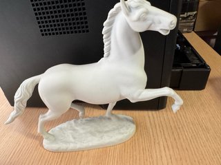Figura Caballo Blanco Bidasoa