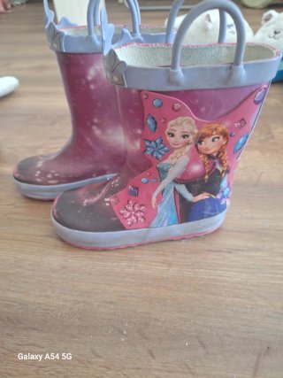 Lote 9 pares zapatos del 27 al 34