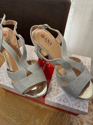 Sandalias Plataforma Plateadas Talla 38