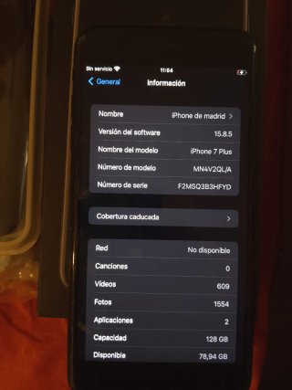iPhone 7 Plus + 2 fundas + 3 cables