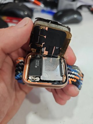 Apple Watch Serie 6 40mm Oro