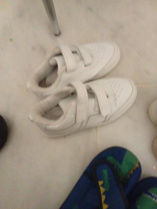 Zapatillas deportivas niña rosa y lila