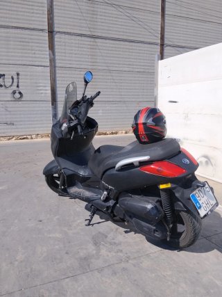 Yamaha X-Max 2009