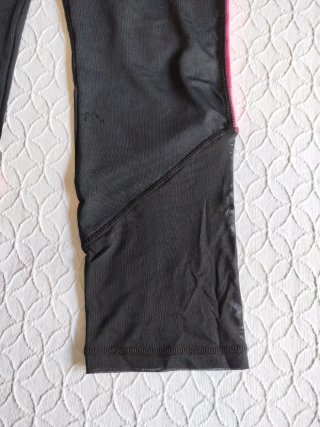 Leggings negros y rosa deportivos