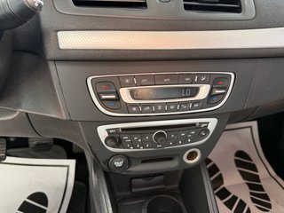 Renault Megane 2009 2,0 180CV PEGATINA C