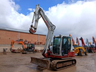 Miniexcavadora Takeuchi TB290