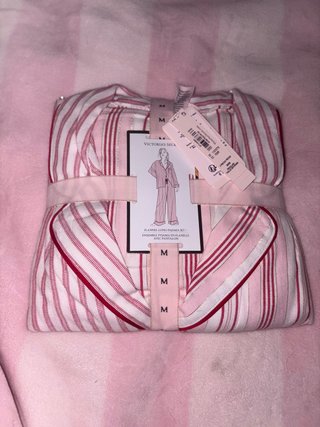 Pijama Largo Rayas Victoria Secret Talla M