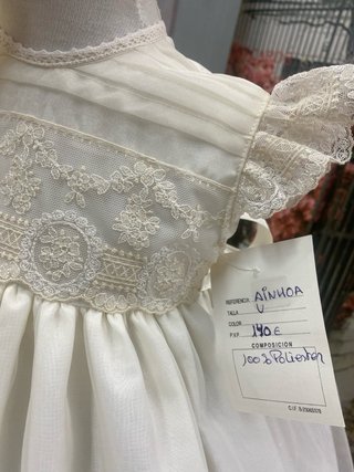 Faldón de bautizo de encaje