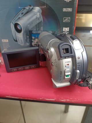 Videocámara Canon DC95 Plata