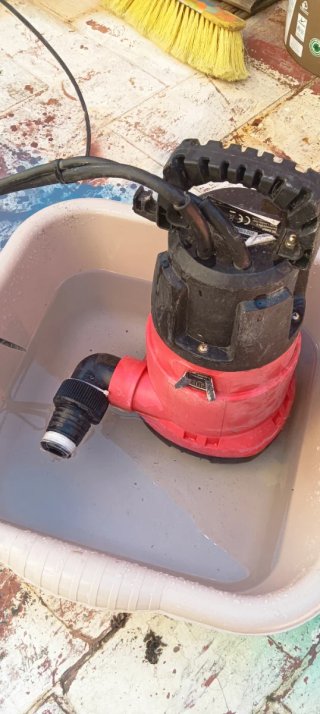 Bomba de agua sucia Einhell
