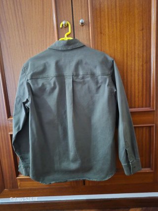 Sobrecamisa Zara verde oliva
