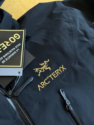 Cortavientos Arc'teryx Negro