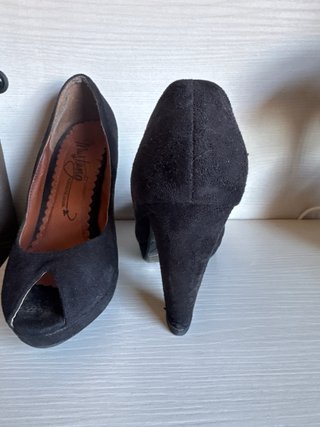 Zapatos Mustang Negros Tacón Peep Toe
