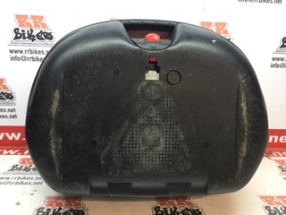 BAUL USADO MARCA GIVI SIMPLY 45L CON UNA LLAVE