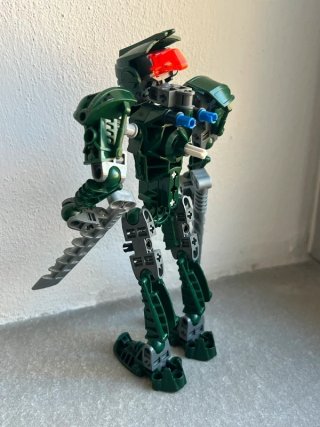 Toa Hordika Matau LEGO Bionicle 8740 INCOMPLETO