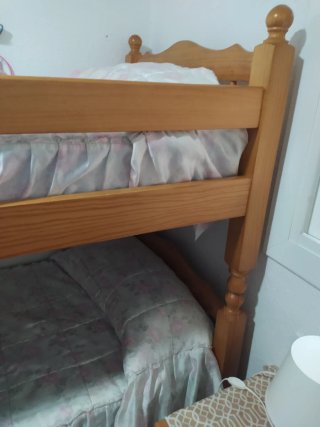 Litera de madera como nueva