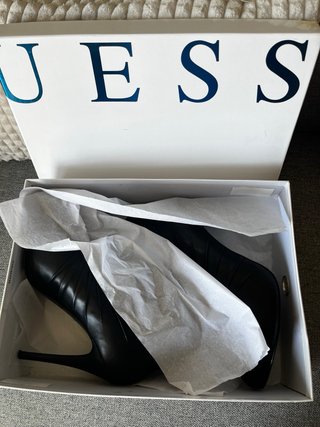 Botines de tacón negros Guess - Talla 39 (Vintage)