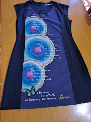 Vestido Desigual azul con estampado multicolor