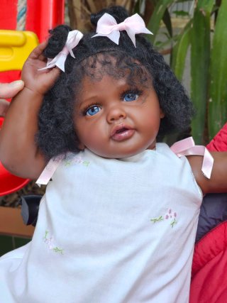Reborn Niña Morena 75cm