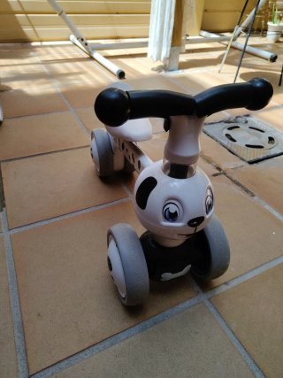 Moto correpasillos panda para bebé