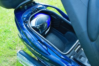 Suzuki Burgman 400 Maxi Scooter 2006