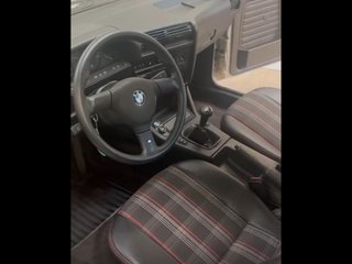 BMW E30 324 2.4d 1986 Restaurado (Escucho Ofertas)