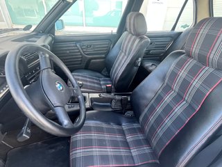 BMW E30 324 2.4d 1986 Restaurado (Escucho Ofertas)