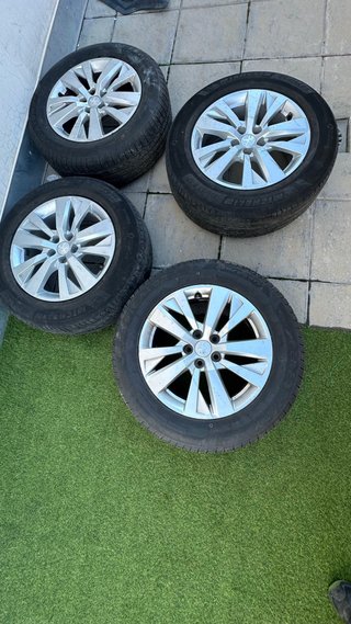 Llantas 5008/3008