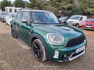 RENTING - MINI COUNTRYMAN Cooper