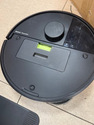 iRobot Roomba Plus 405 Combo Base AutoWash