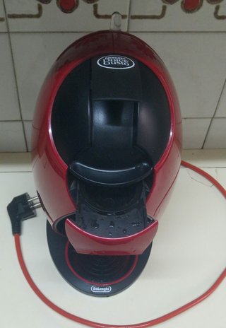 Cafetera Dolce Gusto DeLonghi Jovia Roja