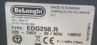 Cafetera Dolce Gusto DeLonghi Jovia Roja