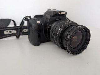 Canon EOS 350D Rebel XT + Objetivo 18-55