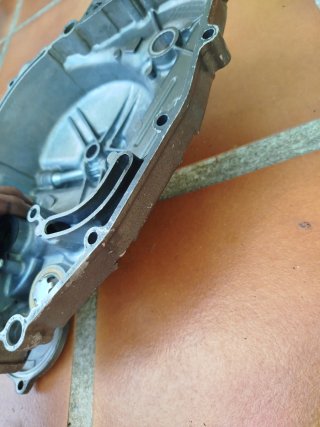 Tapa Embrague Suzuki DR 650 RS