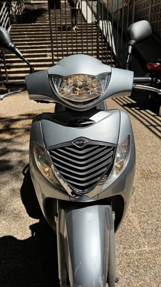 Honda SH 125cc Scooter 2009 Plata