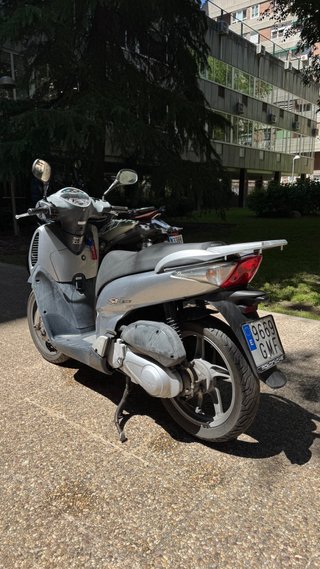 Honda SH 125cc Scooter 2009 Plata