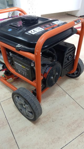Generador Eléctrico Gasolina 3000W GENERGY
