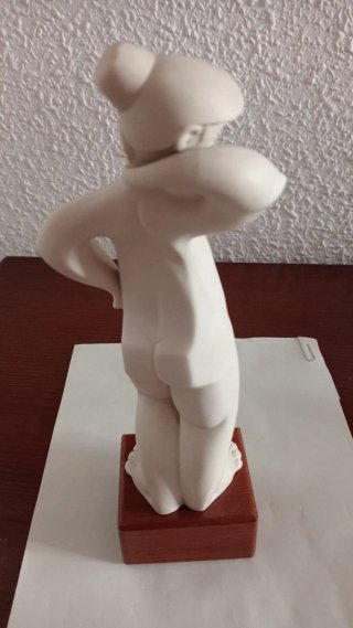 Escultura vintage modernista de JUAN ALBANDEA