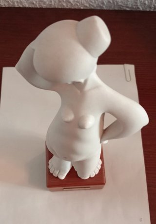 Escultura vintage modernista de JUAN ALBANDEA