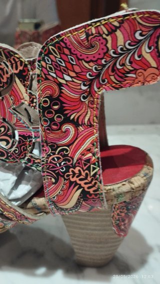 Preciosas Sandalias Laura Vita Piel Talla 39